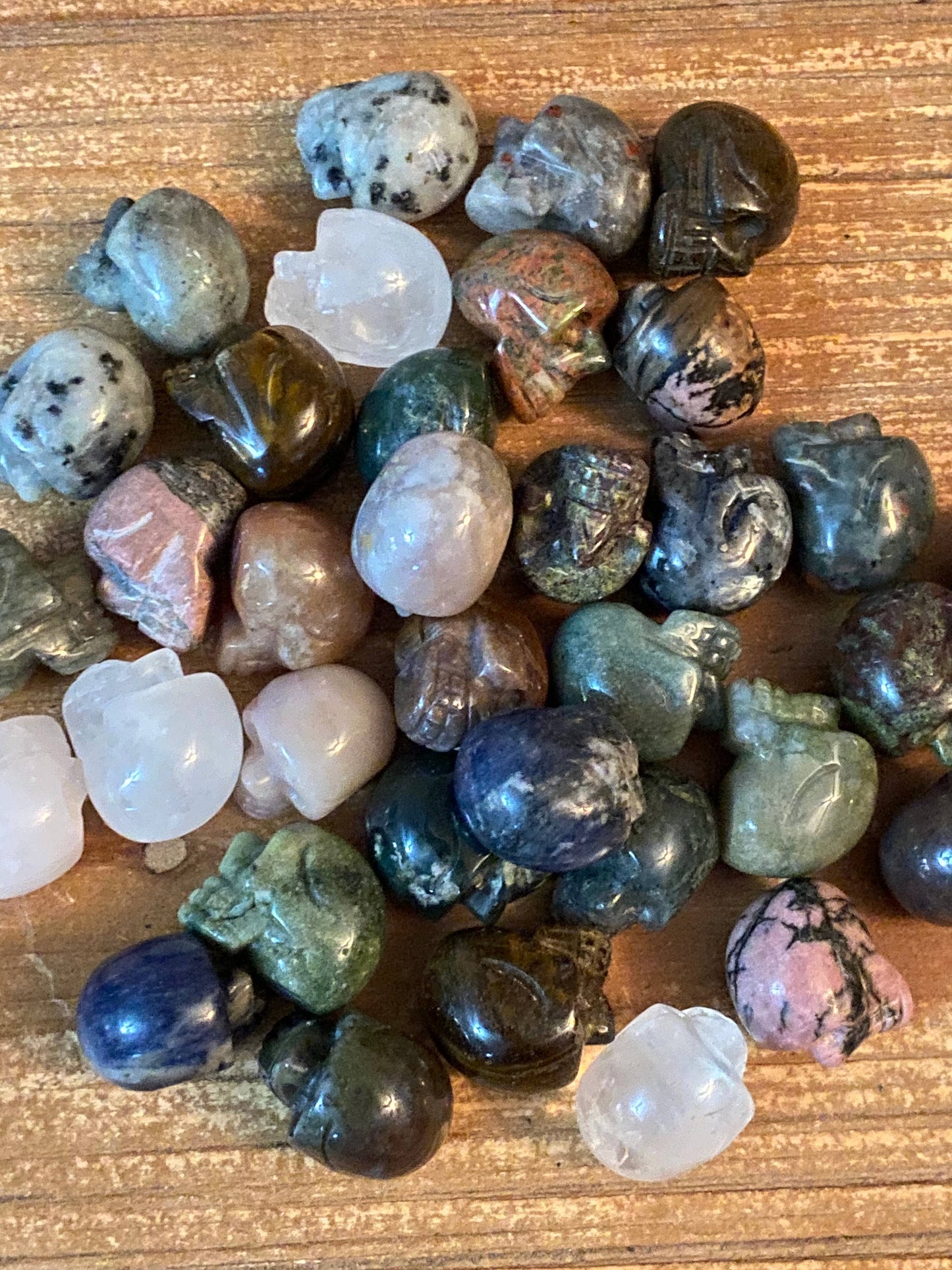 Mini Crystal Skulls Mystery Pick
